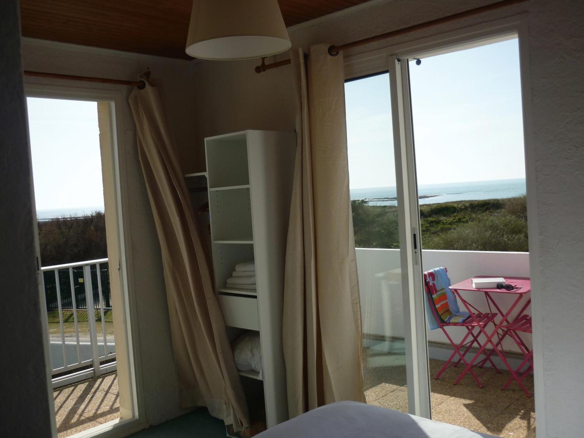 Hotel De La Petite Plage Saint-Georges-d'Oleron Exterior foto