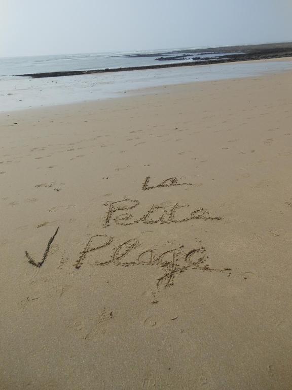 Hotel De La Petite Plage Saint-Georges-d'Oleron Exterior foto